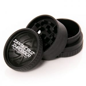 Santa Cruz Shredder | 3-Piece Hemp Grinder | Black